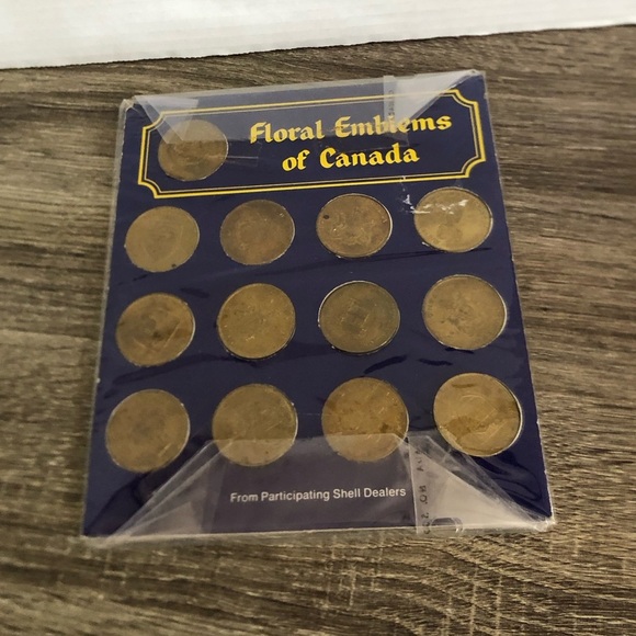 Vtg Shell Canada Collectors Coin Set - Picture 2 of 12